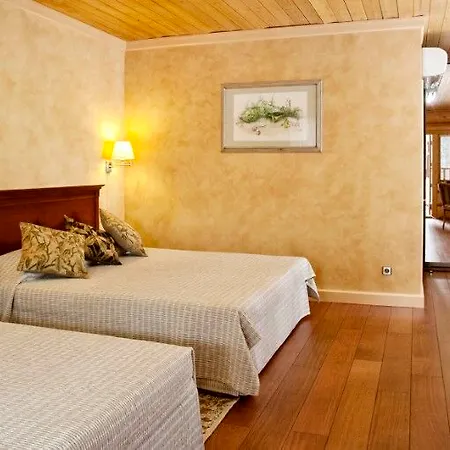 Esperanza Lake Resort Hotell 5*