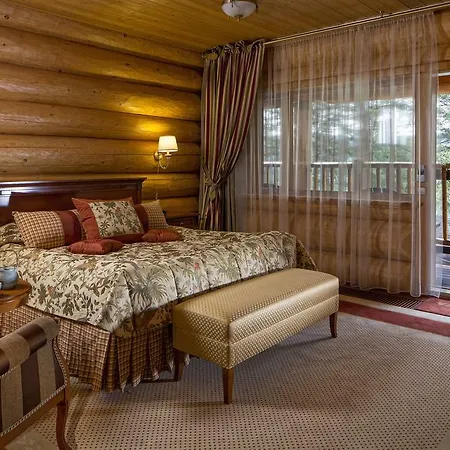 Esperanza Lake Resort Hotell